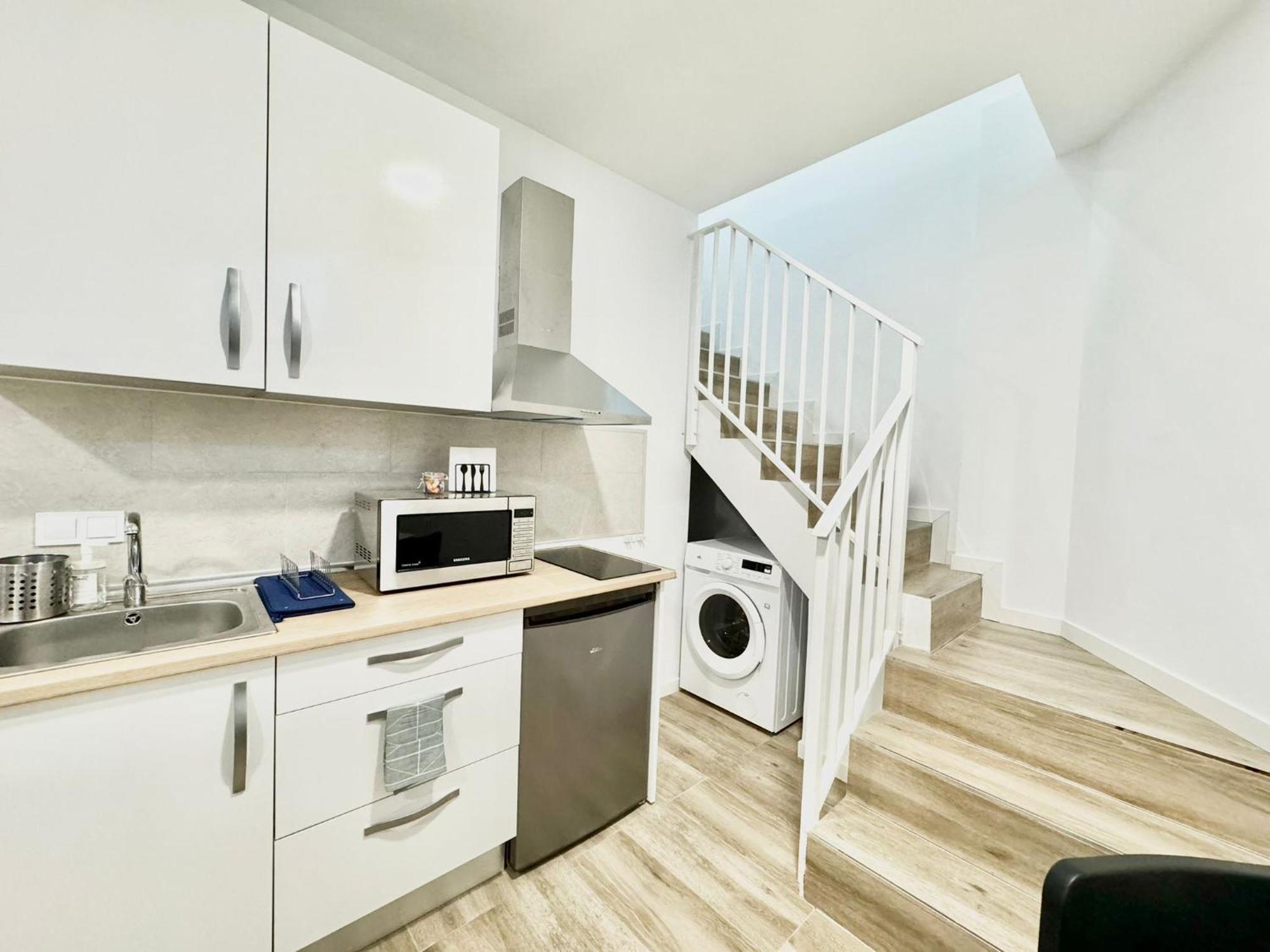 Apartamentos Madrid Connection - Universidad By Oshun Apartments Esterno foto