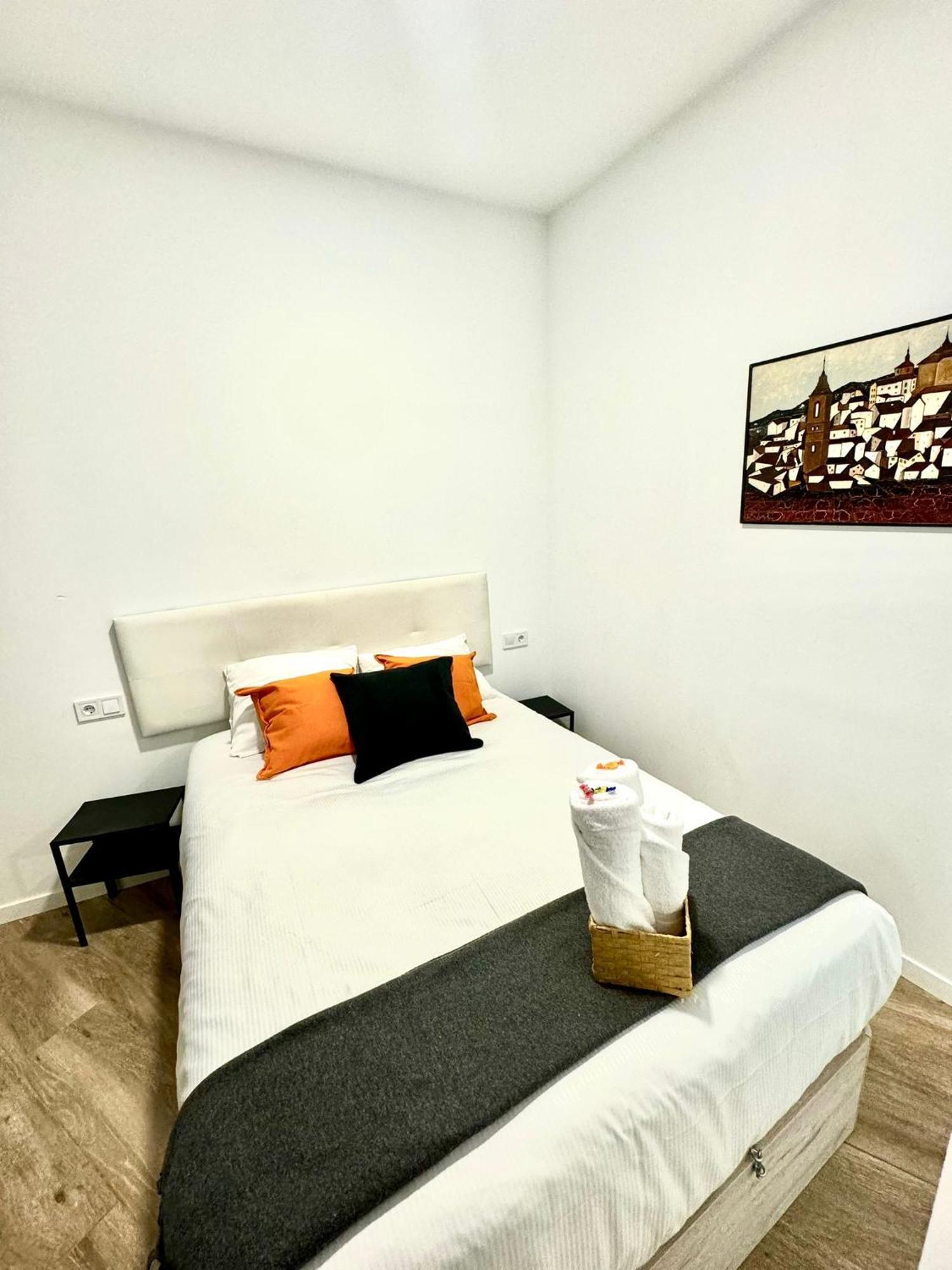 Apartamentos Madrid Connection - Universidad By Oshun Apartments Esterno foto