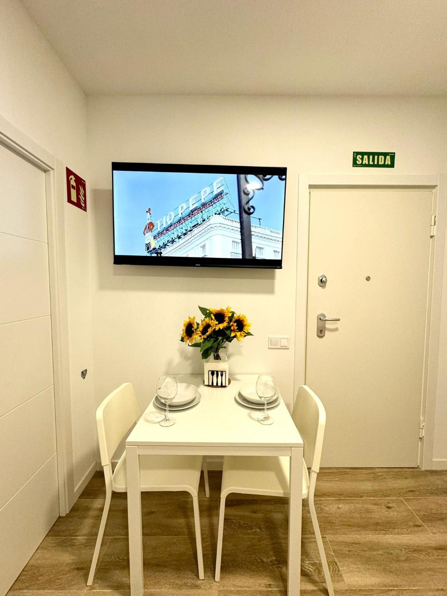 Apartamentos Madrid Connection - Universidad By Oshun Apartments Esterno foto