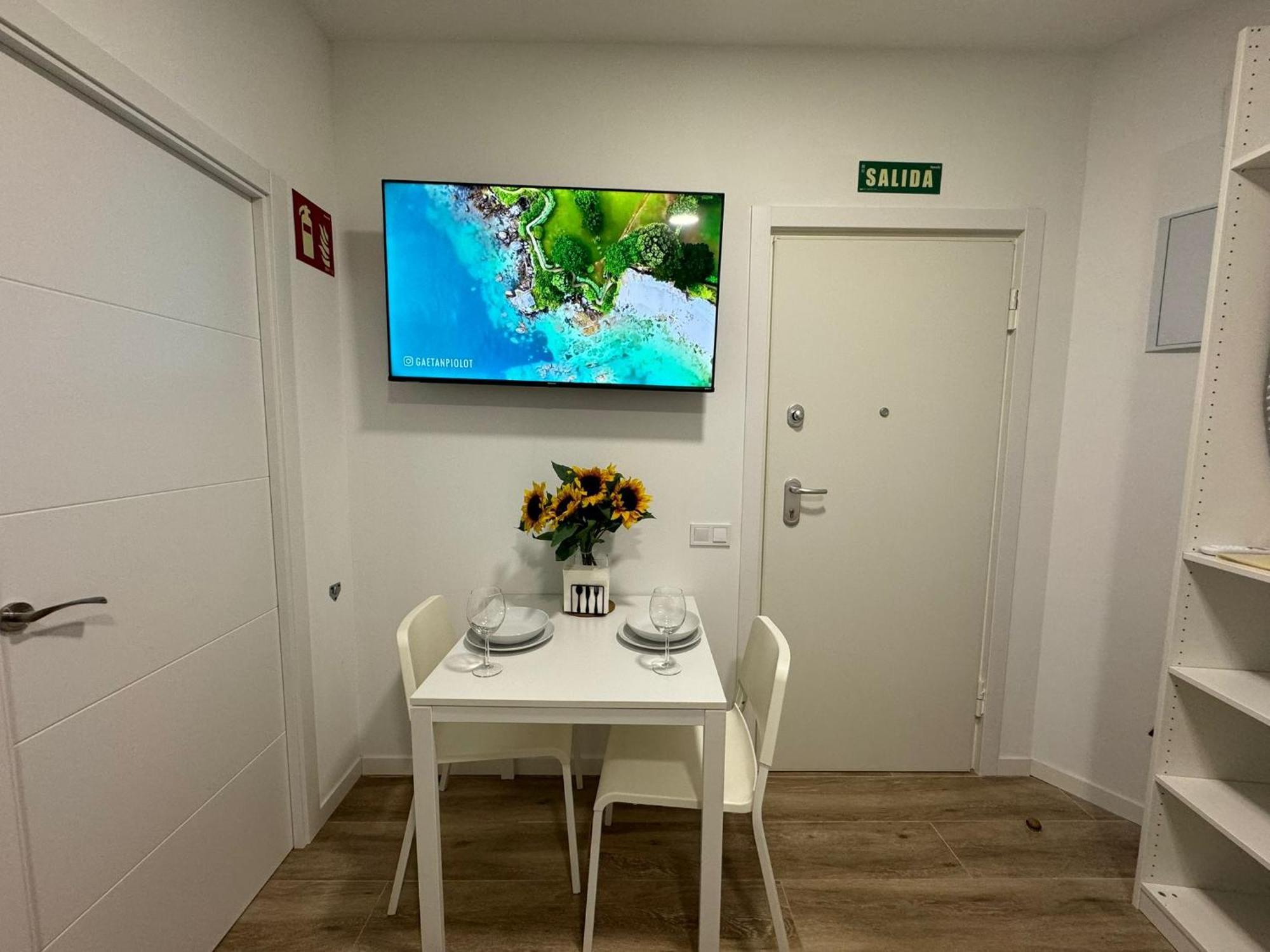 Apartamentos Madrid Connection - Universidad By Oshun Apartments Esterno foto