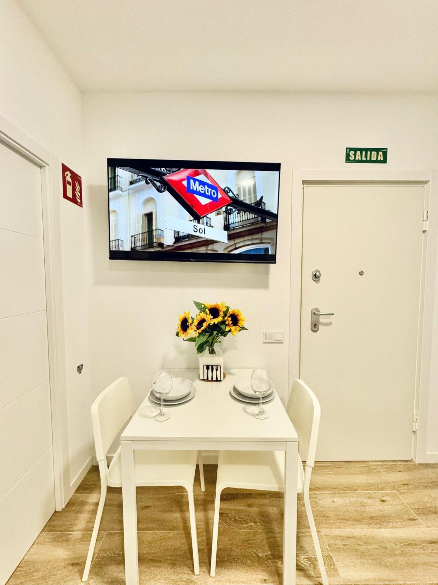 Apartamentos Madrid Connection - Universidad By Oshun Apartments Esterno foto