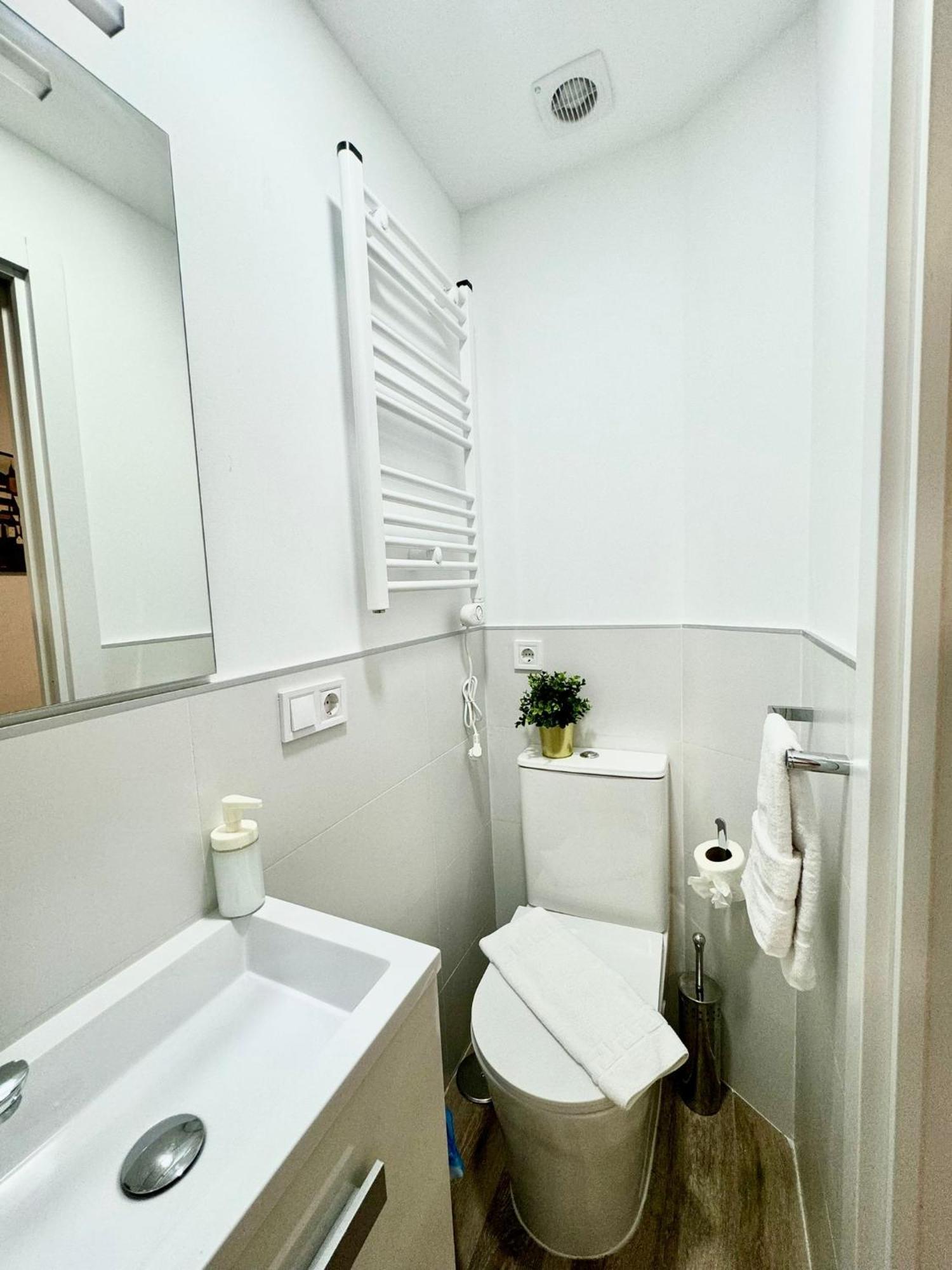 Apartamentos Madrid Connection - Universidad By Oshun Apartments Esterno foto