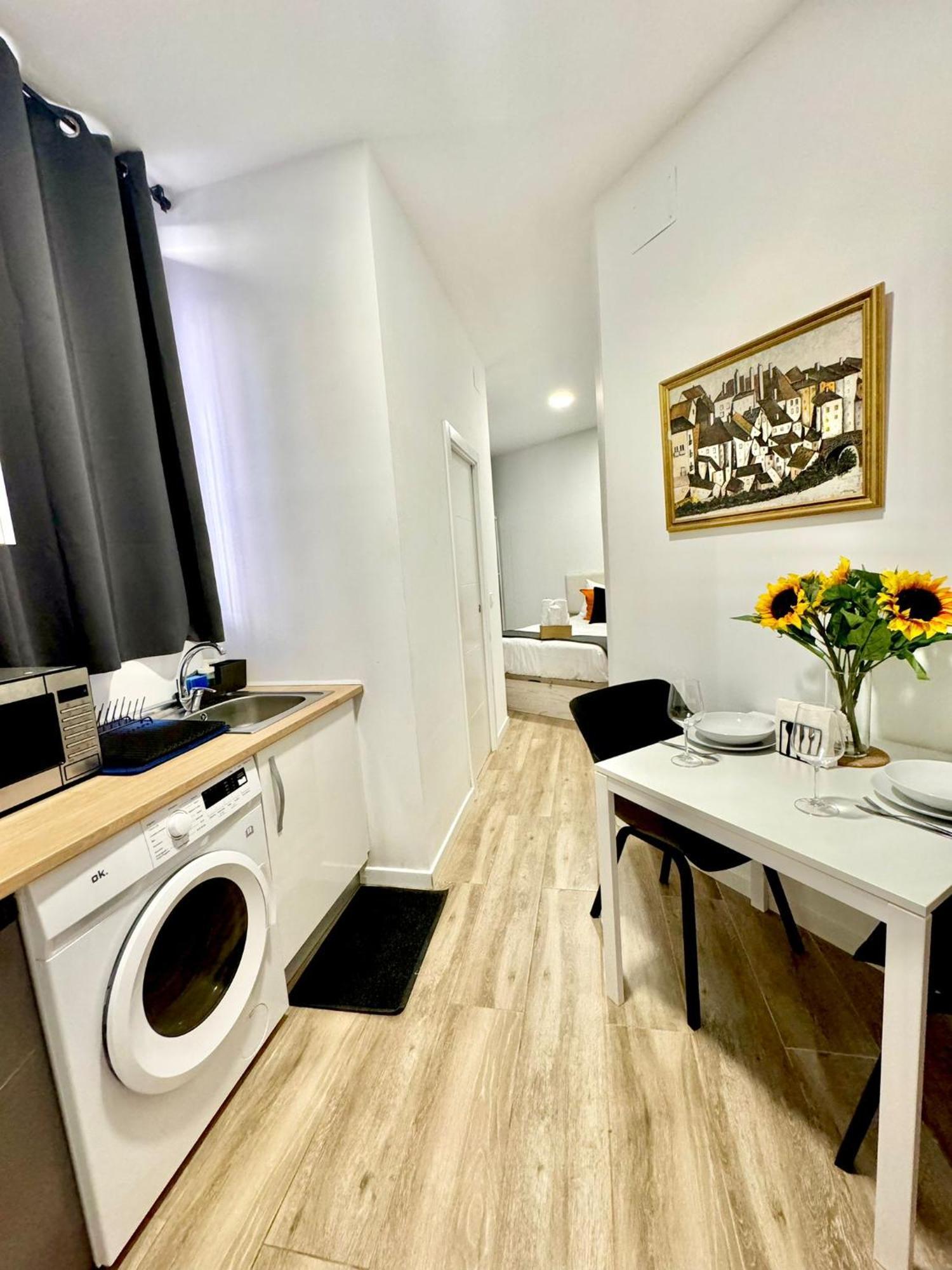 Apartamentos Madrid Connection - Universidad By Oshun Apartments Esterno foto