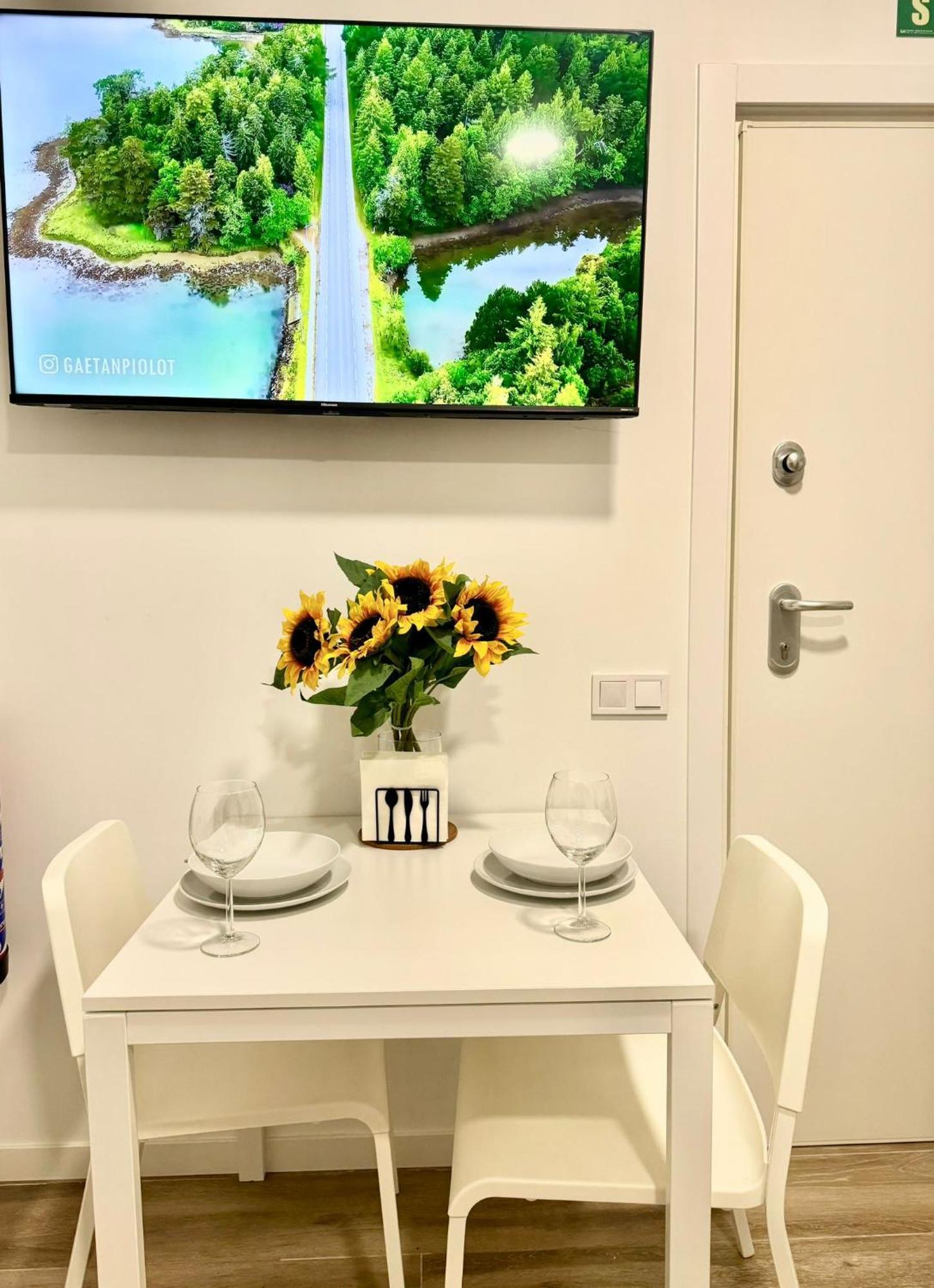 Apartamentos Madrid Connection - Universidad By Oshun Apartments Esterno foto